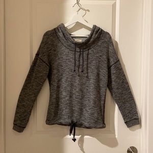 Cozy, warm athleisure top for those chilly walks